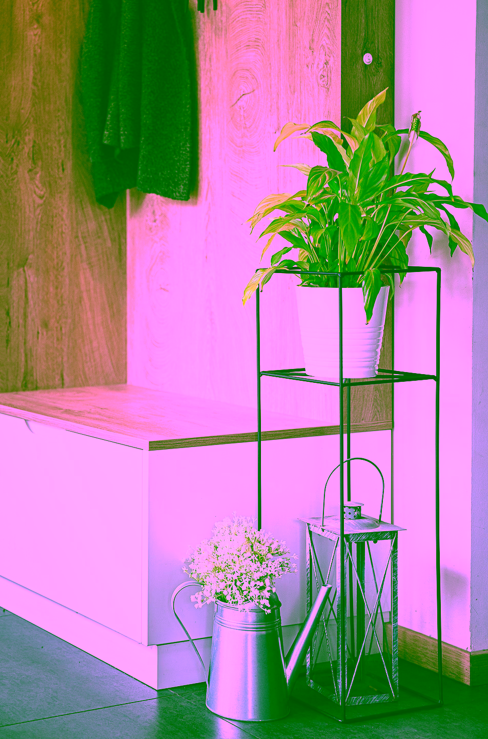 Stojak jedynka z drutu 80-ka - aranżacja wnętrza