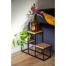 Kwietnik metalowy podium Model:680