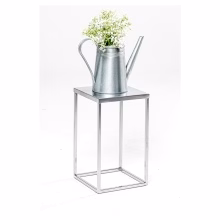 Kwietnik metalowy stojący Model:599