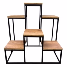 Metalowy kwietnik modern. Model:657